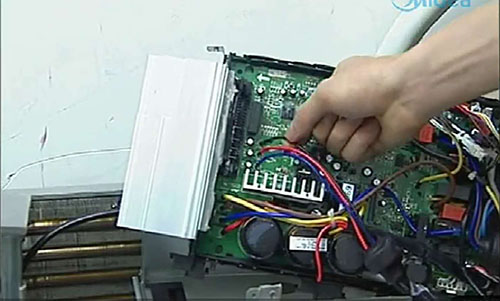 惠安美的空调电话是多少